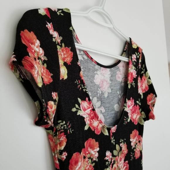 Floral Spring dress size small - Picture 2 of 7